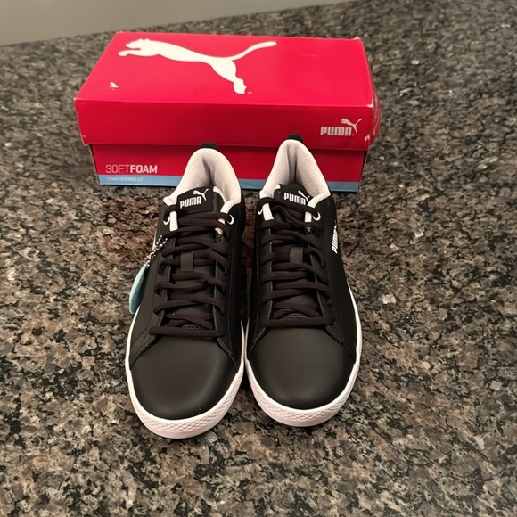 Puma women’s Smash v2 low profile NIB 8.5 - Picture 2 of 8
